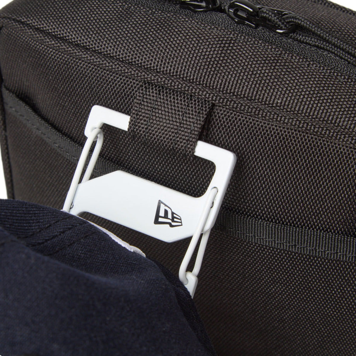 NEW ERA CHIIKAWA ”CHIIKAWA / HACHIWARE / USAGI” SQUARE SHOULDER POUCH ニューエラ ちいかわ “チイカワ/ハチワレ/ウサギ” スクエア ショルダー ポーチ 14864480【メンズ ショルダーバッグ ポーチ ミニバッグ 26SS】