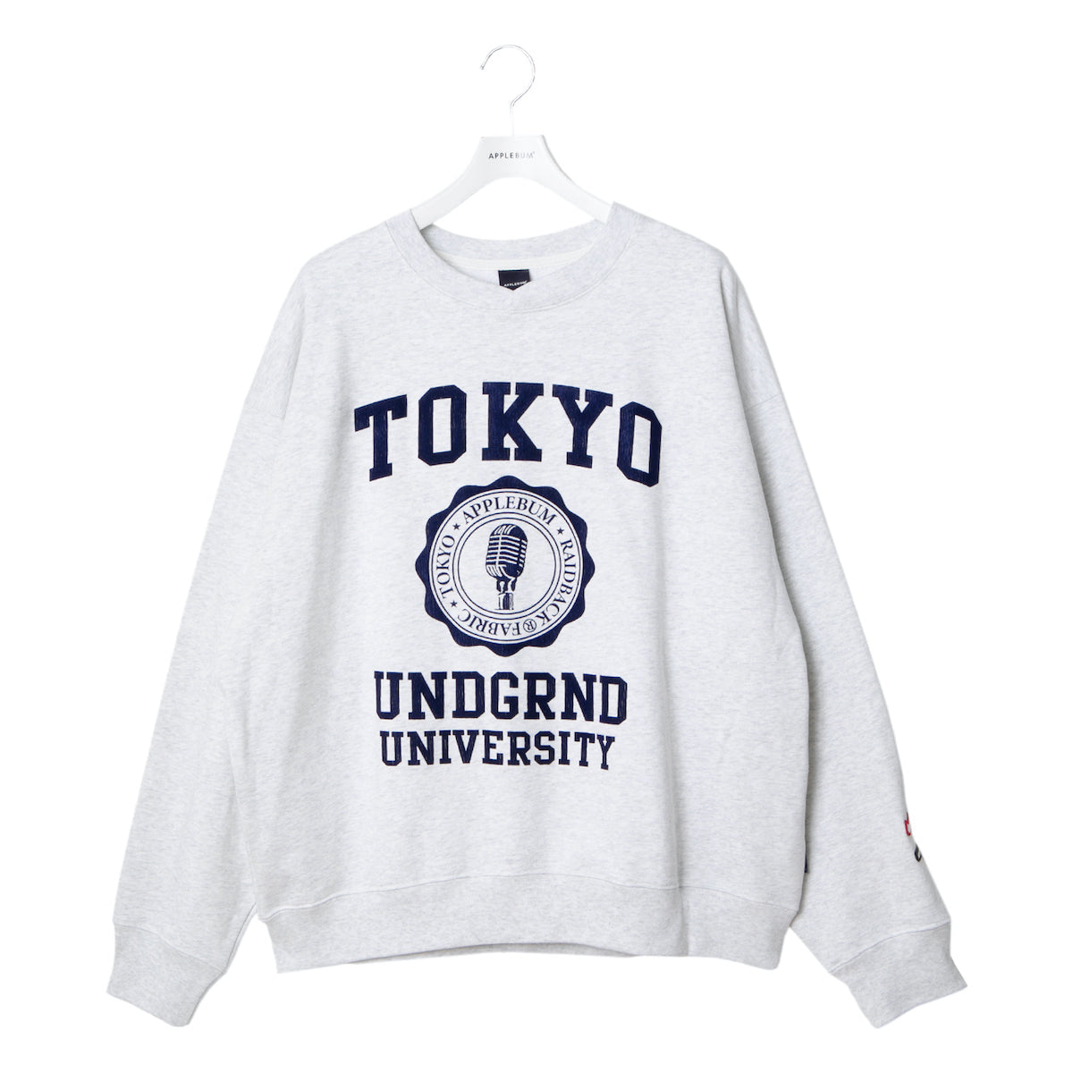 APPLEBUM “TOKYO UNDERGROUND UNIVERSITY” Crew アップルバム “トーキョーアンダーグラウンド ユニバーシティ” クルー GT2520404【メンズ スウェット ヘビーウェイト カレッジロゴ コラボ 販路限定 25FW】