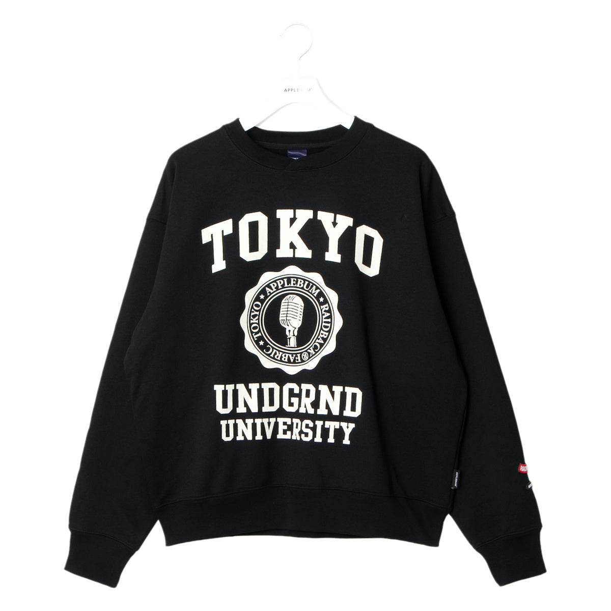 APPLEBUM “TOKYO UNDERGROUND UNIVERSITY” Crew アップルバム “トーキョーアンダーグラウンド ユニバーシティ” クルー GT2520404【メンズ スウェット ヘビーウェイト カレッジロゴ コラボ 販路限定 25FW】