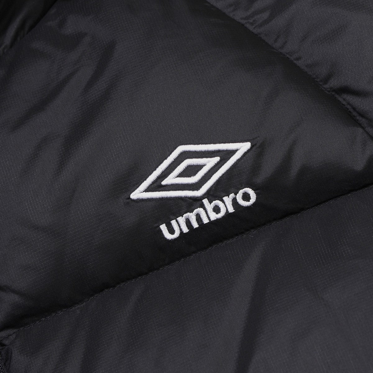 UMBRO [KOREA COLLECTION] DOWN JACKET アンブロ ダウンジャケット UU5FJK70MR【メンズ ダウンジャケット 防寒アウター フード付き 軽量 保温性 25FW】