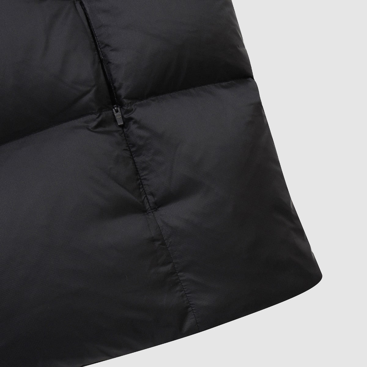 UMBRO [KOREA COLLECTION] DOWN JACKET アンブロ ダウンジャケット UU5FJK70MR【メンズ ダウンジャケット 防寒アウター フード付き 軽量 保温性 25FW】