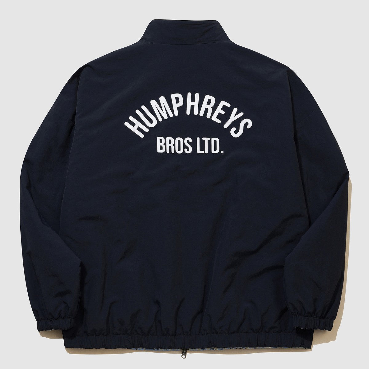 UMBRO [KOREA COLLECTION] PADDING JACKET アンブロ パディング ジャケット UU5FJK72MR【メンズ リバーシブルジャケット 軽量 防寒 25FW】