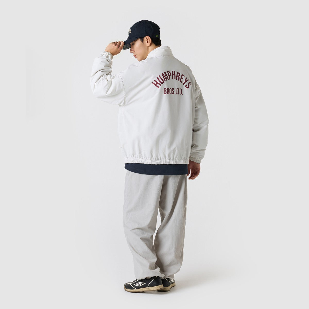 UMBRO [KOREA COLLECTION] PADDING JACKET アンブロ パディング ジャケット UU5FJK72MR【メンズ リバーシブルジャケット 軽量 防寒 25FW】