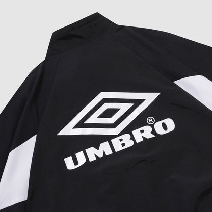 UMBRO [KOREA COLLECTION] STAND-NECK JACKET アンブロ スタンドネック ジャケット UU5FWB30MR【メンズ トラックジャケット スタンドネック セットアップ可 25FW】