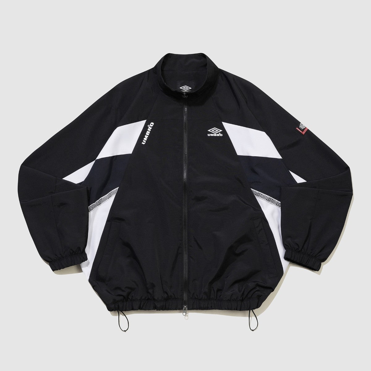 UMBRO [KOREA COLLECTION] STAND-NECK JACKET アンブロ スタンドネック ジャケット UU5FWB30MR【メンズ トラックジャケット スタンドネック セットアップ可 25FW】