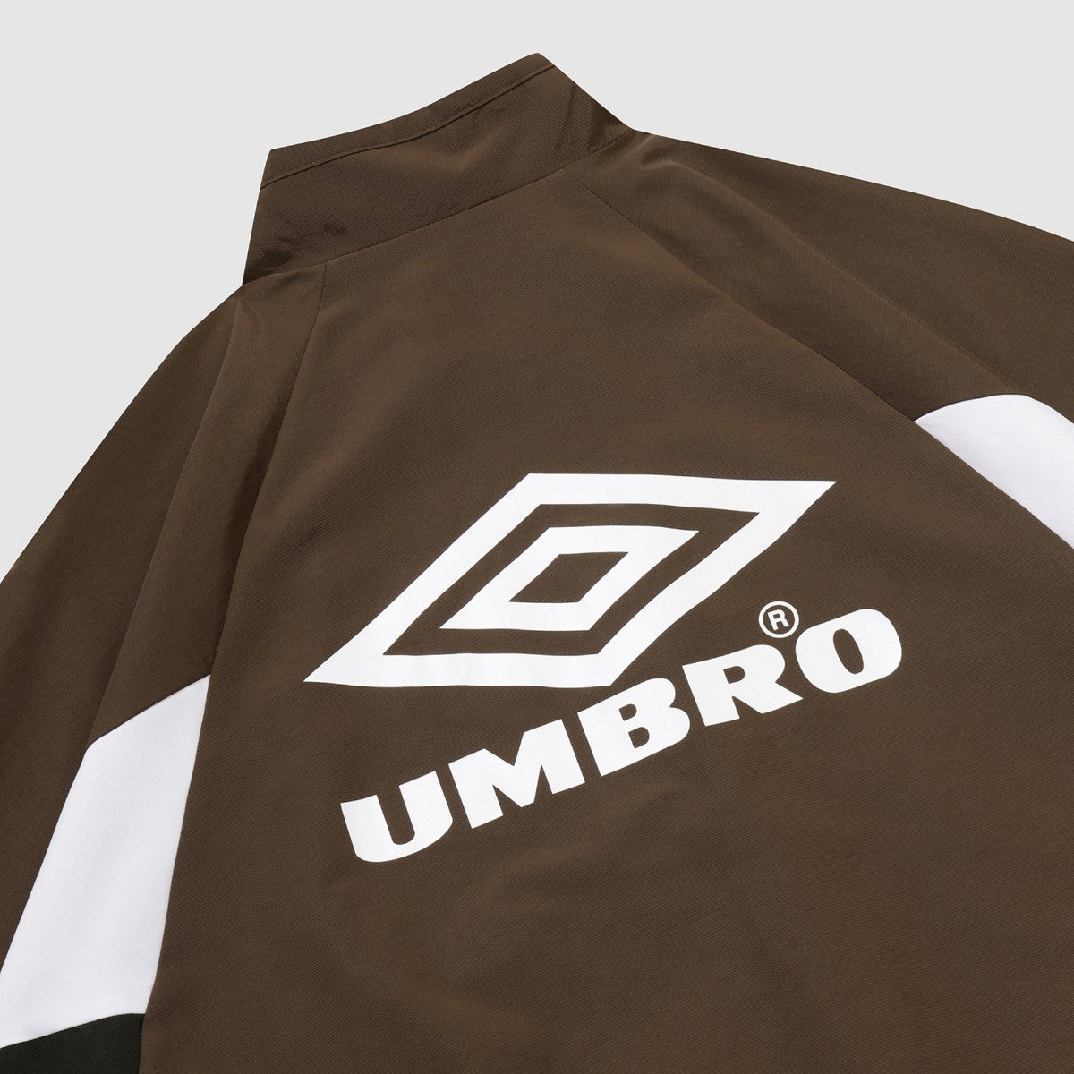 UMBRO [KOREA COLLECTION] STAND-NECK JACKET アンブロ スタンドネック ジャケット UU5FWB30MR【メンズ トラックジャケット スタンドネック セットアップ可 25FW】