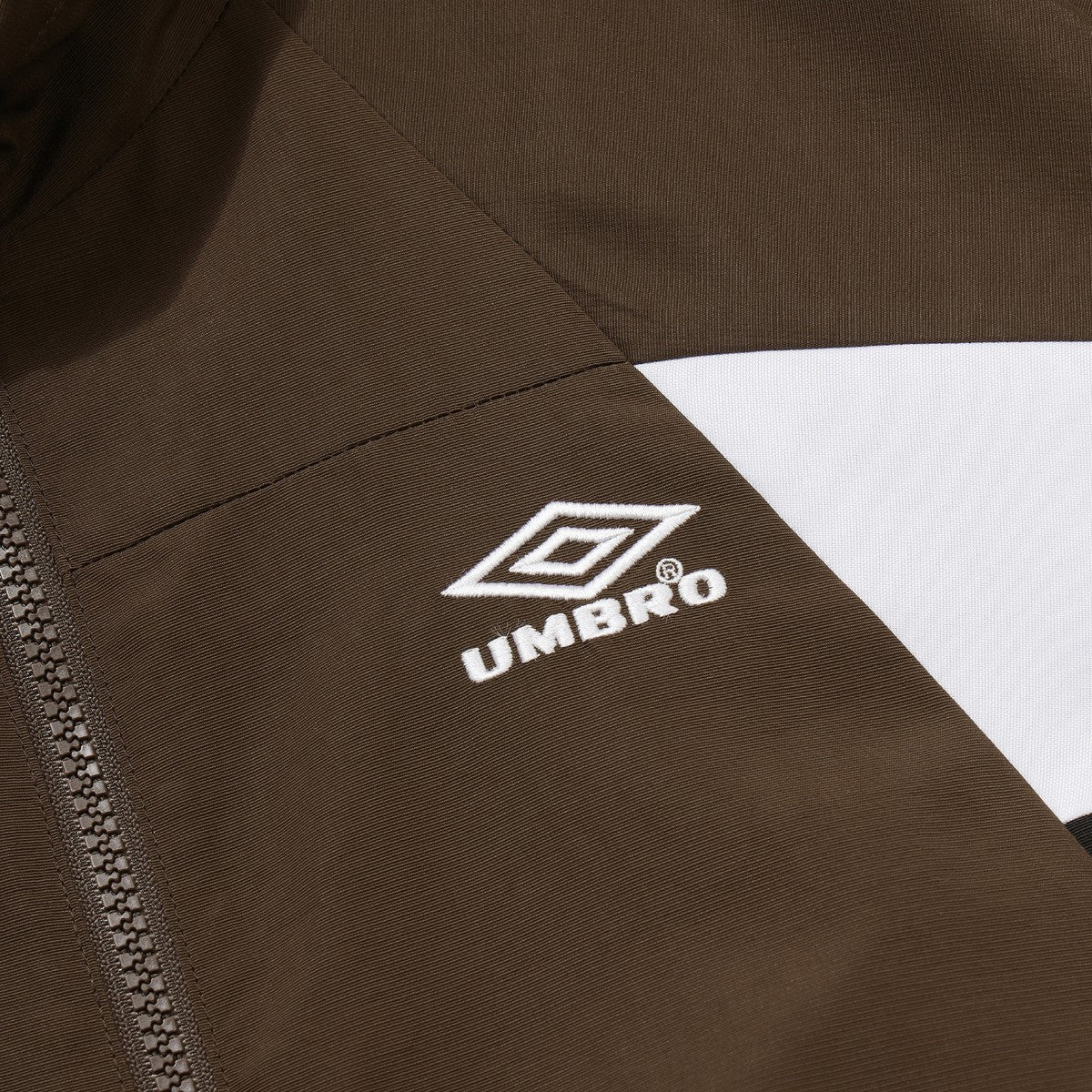 UMBRO [KOREA COLLECTION] STAND-NECK JACKET アンブロ スタンドネック ジャケット UU5FWB30MR【メンズ トラックジャケット スタンドネック セットアップ可 25FW】