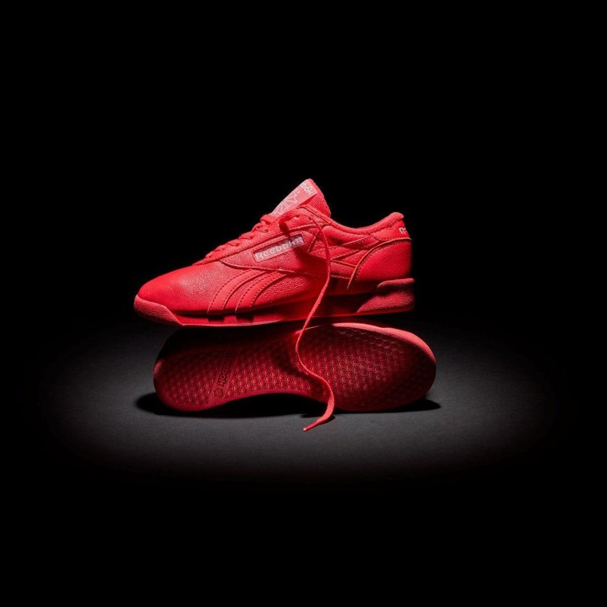 REEBOK F/S LO リーボック フリースタイル ロー 100256057【レディース ローカットスニーカー レザースニーカー フィットネスシューズ 軽量スニーカー 26SS】
