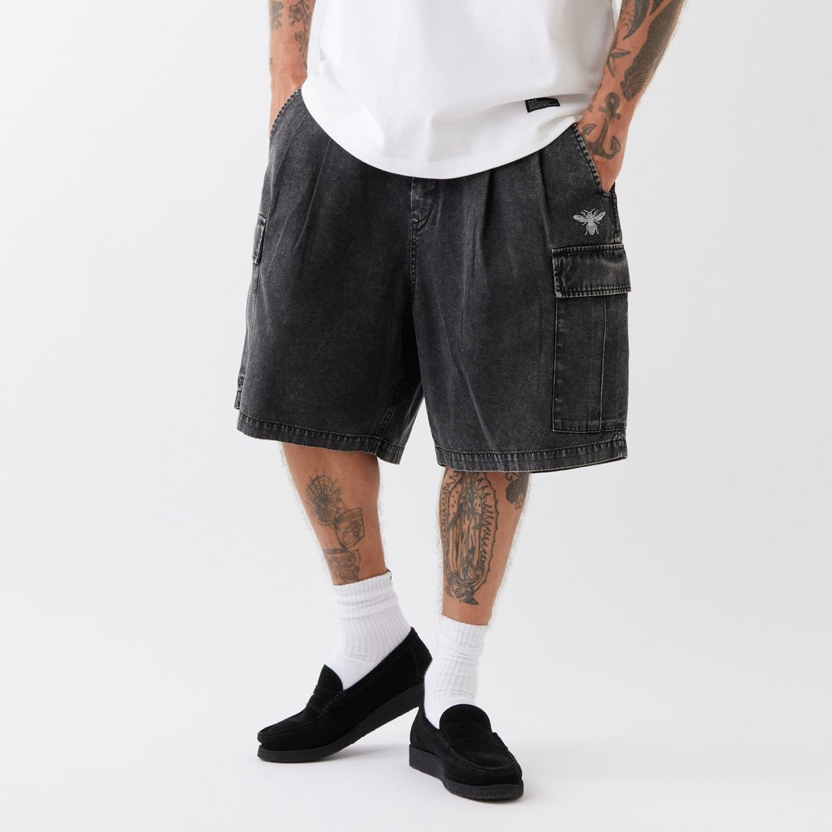 【早い者勝ち】KITH ブラックカーゴショートパンツ S KITH（キス）中古・古着オンライン通販 | Kindal（カインドオル)