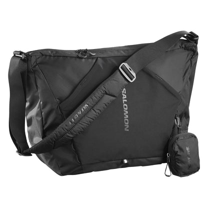 SALOMON ACS SHOULDER BAG サロモン ACSショルダーバッグ LC2867600【メンズ ショルダーバッグ 軽量バッグ ノートパソコン収納 防水バッグ 26SS】