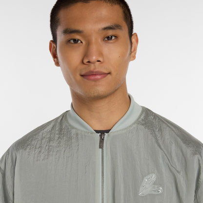 New Balance 大谷翔平 Signature Crinkle Nylon Jacket ニューバランス 大谷翔平シグネチャークリンクルナイロンジャケット MJ61T0G【メンズ ナイロンジャケット 軽量アウター リラックスフィット デイリーユース 26SS】
