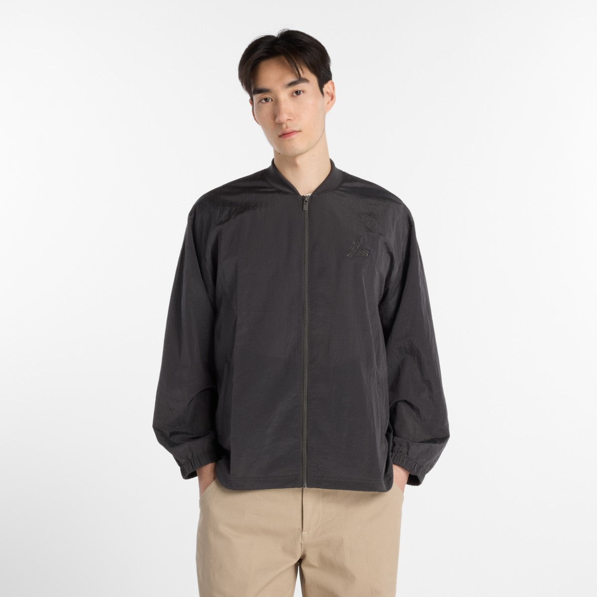 New Balance 大谷翔平 Signature Crinkle Nylon Jacket ニューバランス 大谷翔平シグネチャークリンクルナイロンジャケット MJ61T0G【メンズ ナイロンジャケット 軽量アウター リラックスフィット デイリーユース 26SS】