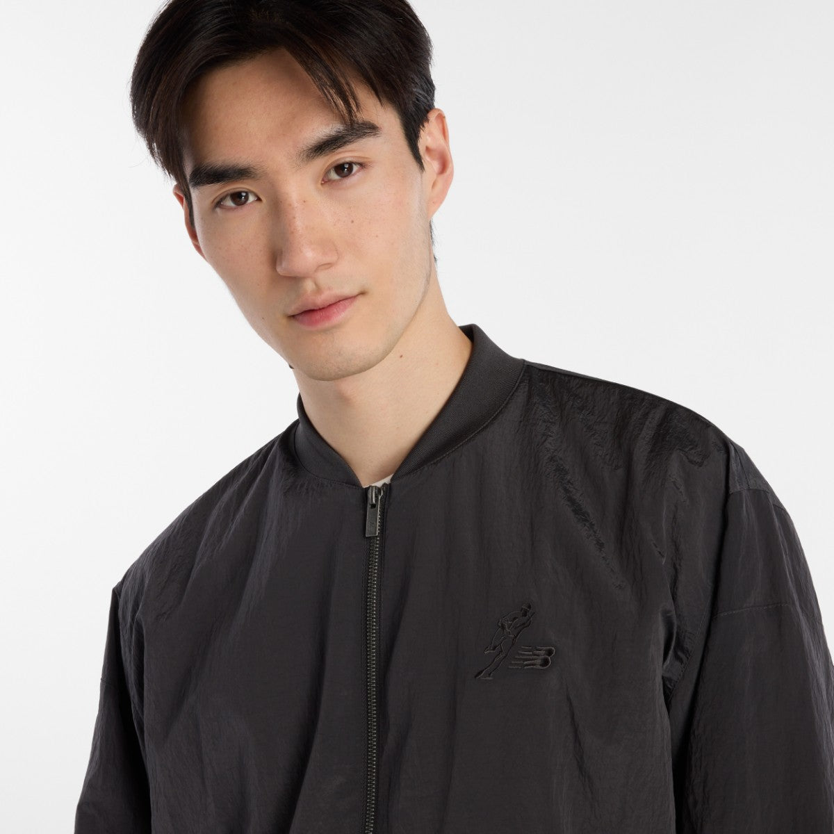 New Balance 大谷翔平 Signature Crinkle Nylon Jacket ニューバランス 大谷翔平シグネチャークリンクルナイロンジャケット MJ61T0G【メンズ ナイロンジャケット 軽量アウター リラックスフィット デイリーユース 26SS】