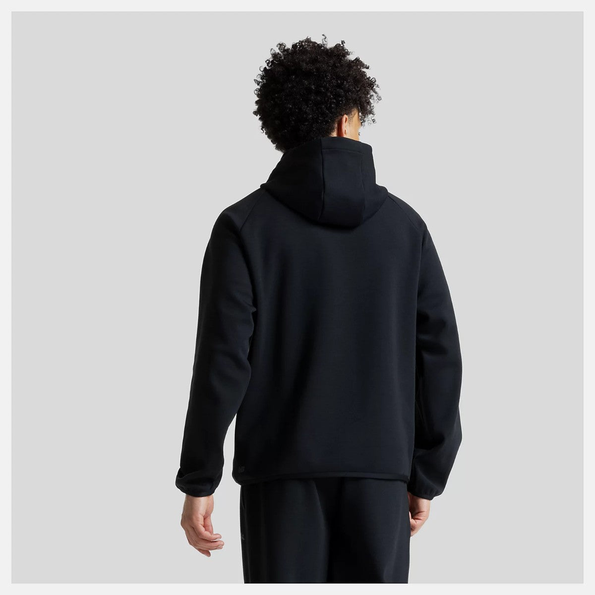 New Balance Klutch X NB Performance Hoodie ニューバランス Klutch X NB パフォーマンスフーディ MT6144【メンズ ソフトニット素材 カンガルーポケット 26SS】