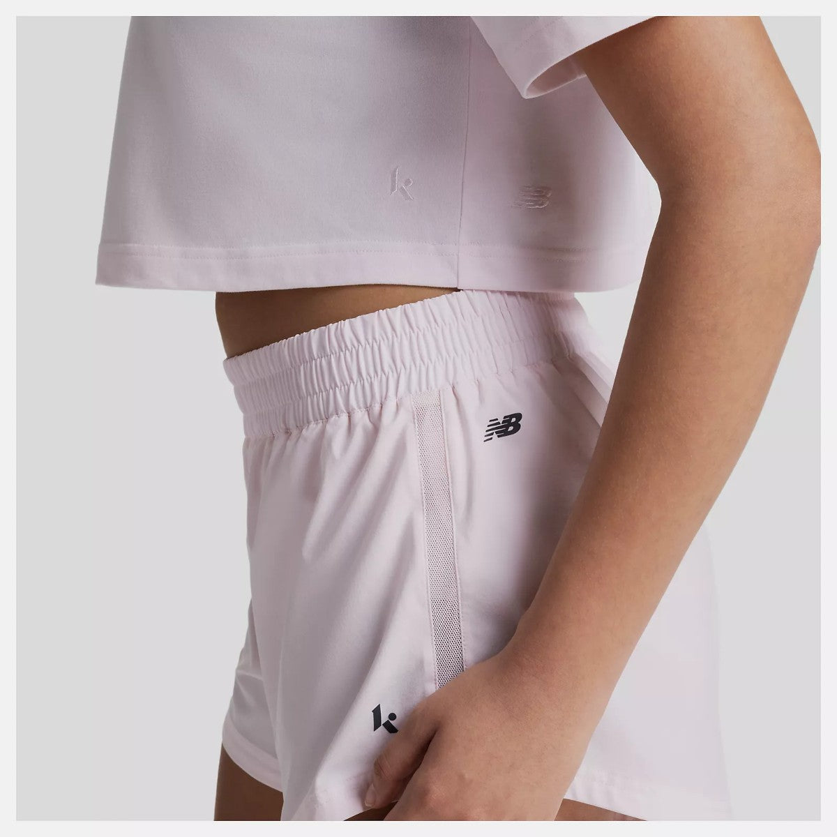 New Balance Klutch X NB Cropped Versatile T-Shirt ニューバランス Klutch X NBクロップドバーサタイルTシャツ WT61W8X【レディース コットンジャージー素材 クロップド丈 26SS】