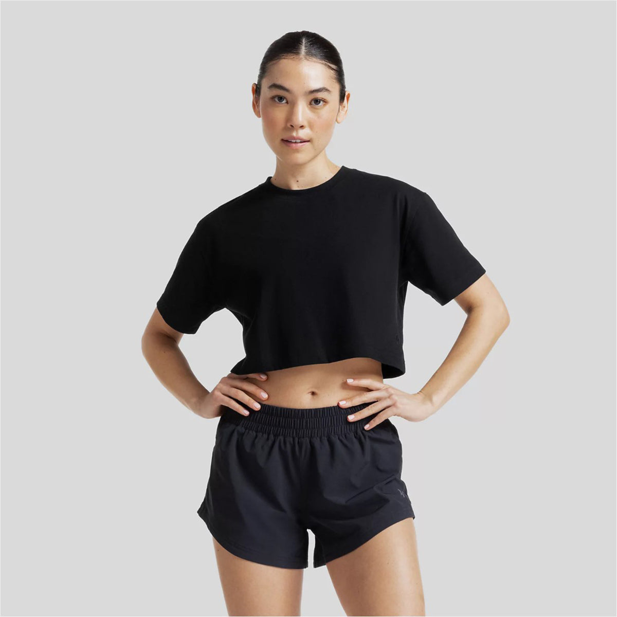 New Balance Klutch X NB Cropped Versatile T-Shirt ニューバランス Klutch X NBクロップドバーサタイルTシャツ WT61W8X【レディース コットンジャージー素材 クロップド丈 26SS】