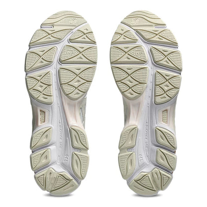 ASICS GEL-CUMULUS 16 アシックス ゲル キュムラス 16 1203A887-100【レディース クッション性 通気性 快適性 安定性 26SS】