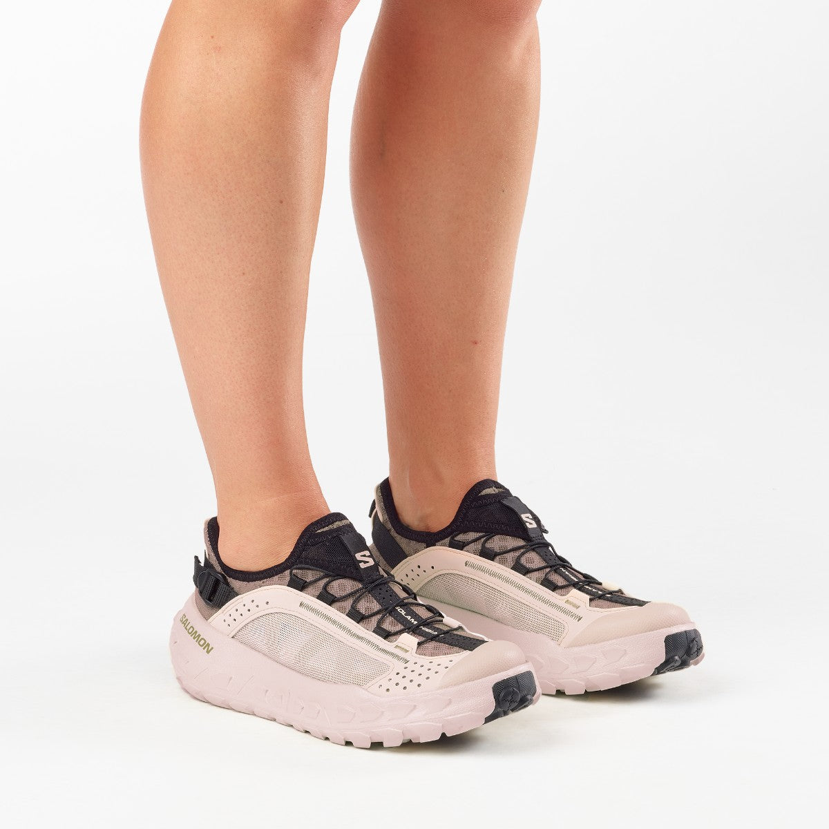 SALOMON SOLAMPHIBIAN L49108200 – Kinetics（キネティクス