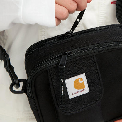 Carhartt WIP ESSENTIALS BAG カーハートワークインプログレス エッセンシャルズ バッグ I031470【メンズ 耐久性 撥水性 裏地付き 調節可能ショルダーストラップ 26SS】