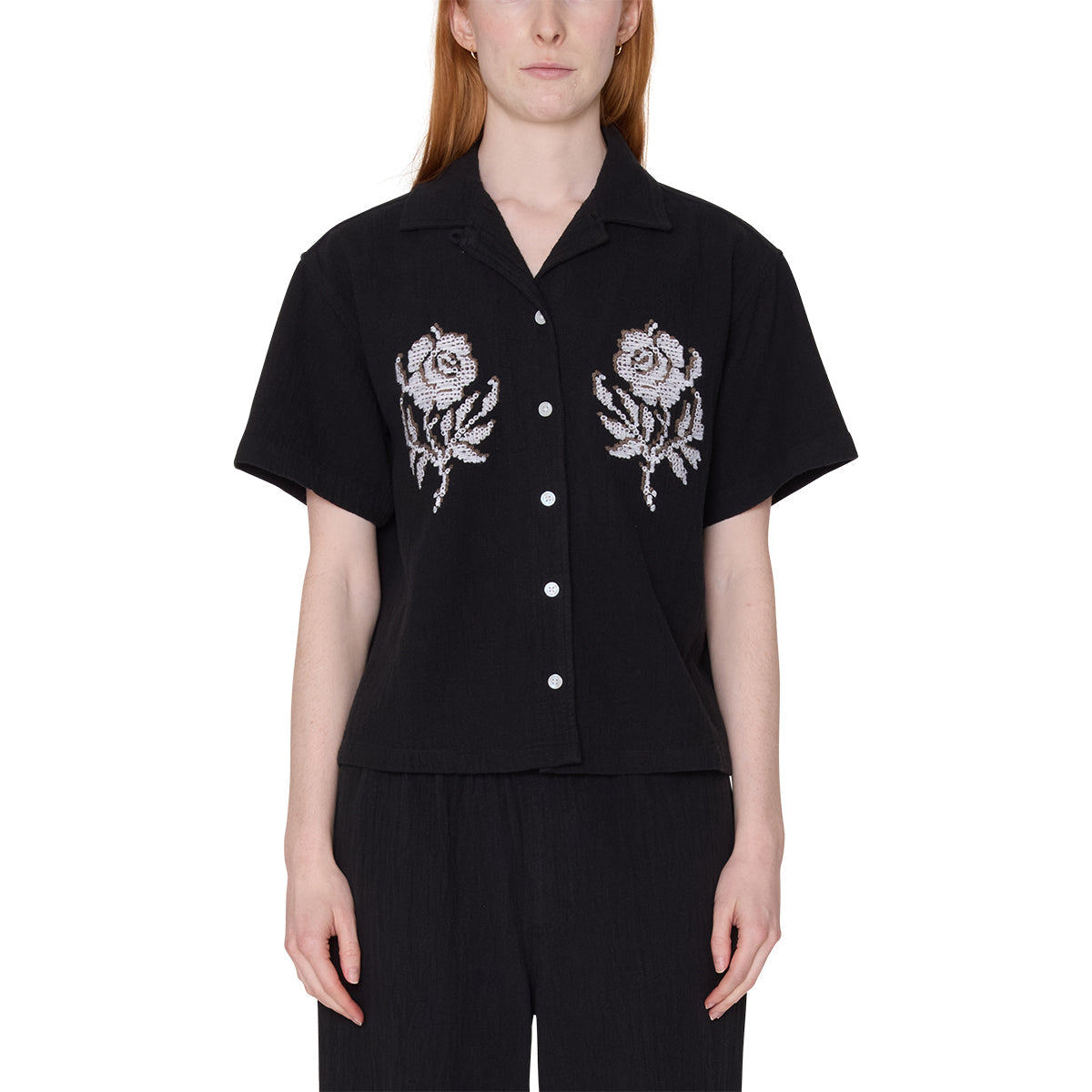 OBEY ROSES EMBELLISHED SS SHIRT オベイ ローズ エンベリッシュド ショートスリーブ シャツ 281210124【レディース コットン100％ 刺繍グラフィック 通気性 26SS】
