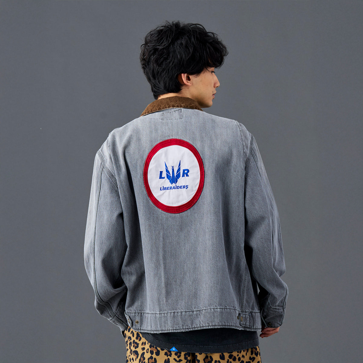 Liberaiders DENIM WORK JACKET リベレイダース デニムワークジャケット 730012601【メンズ デニム ワークジャケット ワッペン 缶バッジ 26SS】