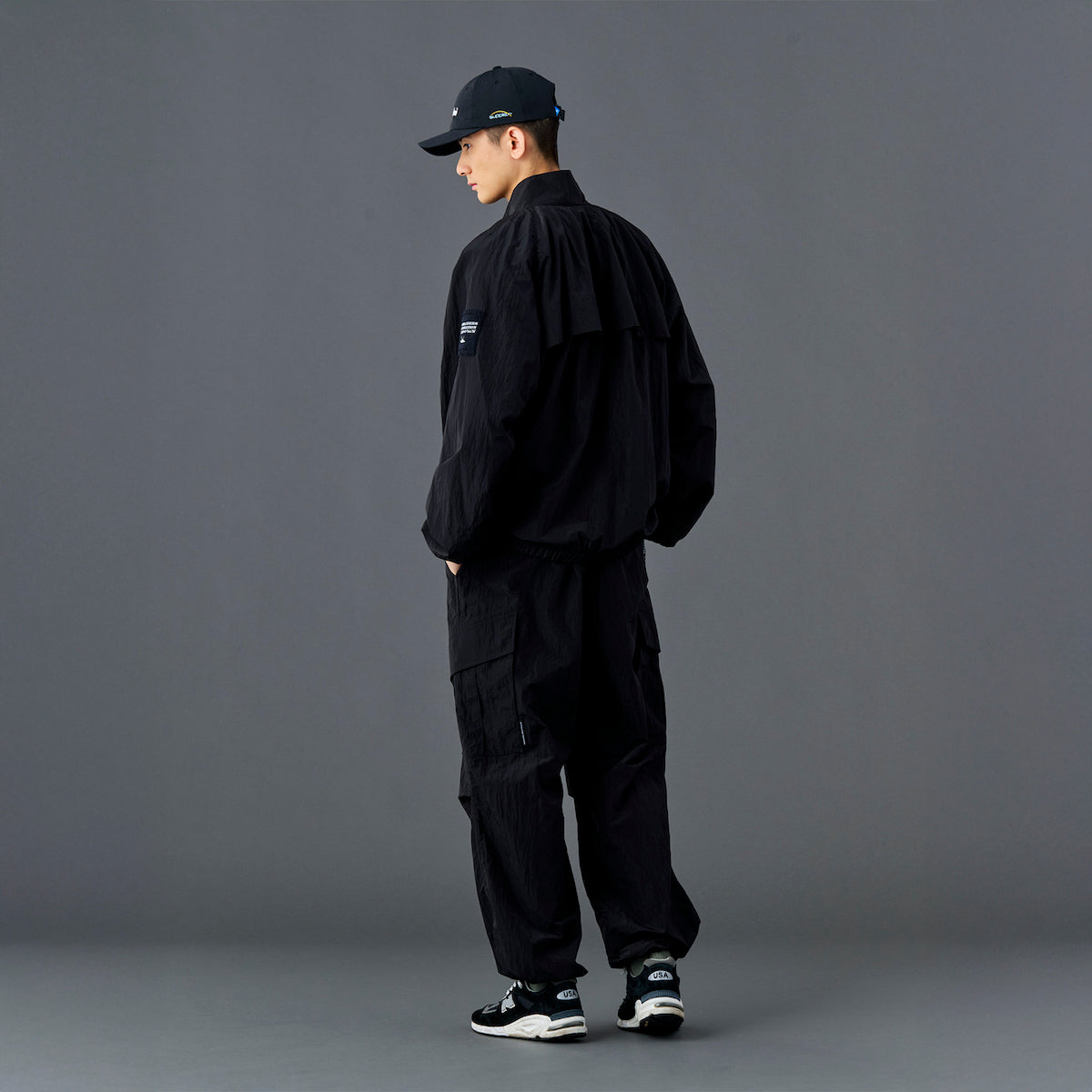 Liberaiders NYLON TRACK JACKET  リベレイダース ナイロントラックジャケット 730022601【メンズ ナイロンジャケット 撥水ジャケット 軽量アウター ジップアップジャケット 26SS】