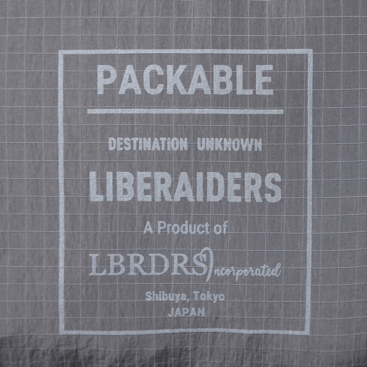 Liberaiders NYLON TRACK JACKET  リベレイダース ナイロントラックジャケット 730022601【メンズ ナイロンジャケット 撥水ジャケット 軽量アウター ジップアップジャケット 26SS】