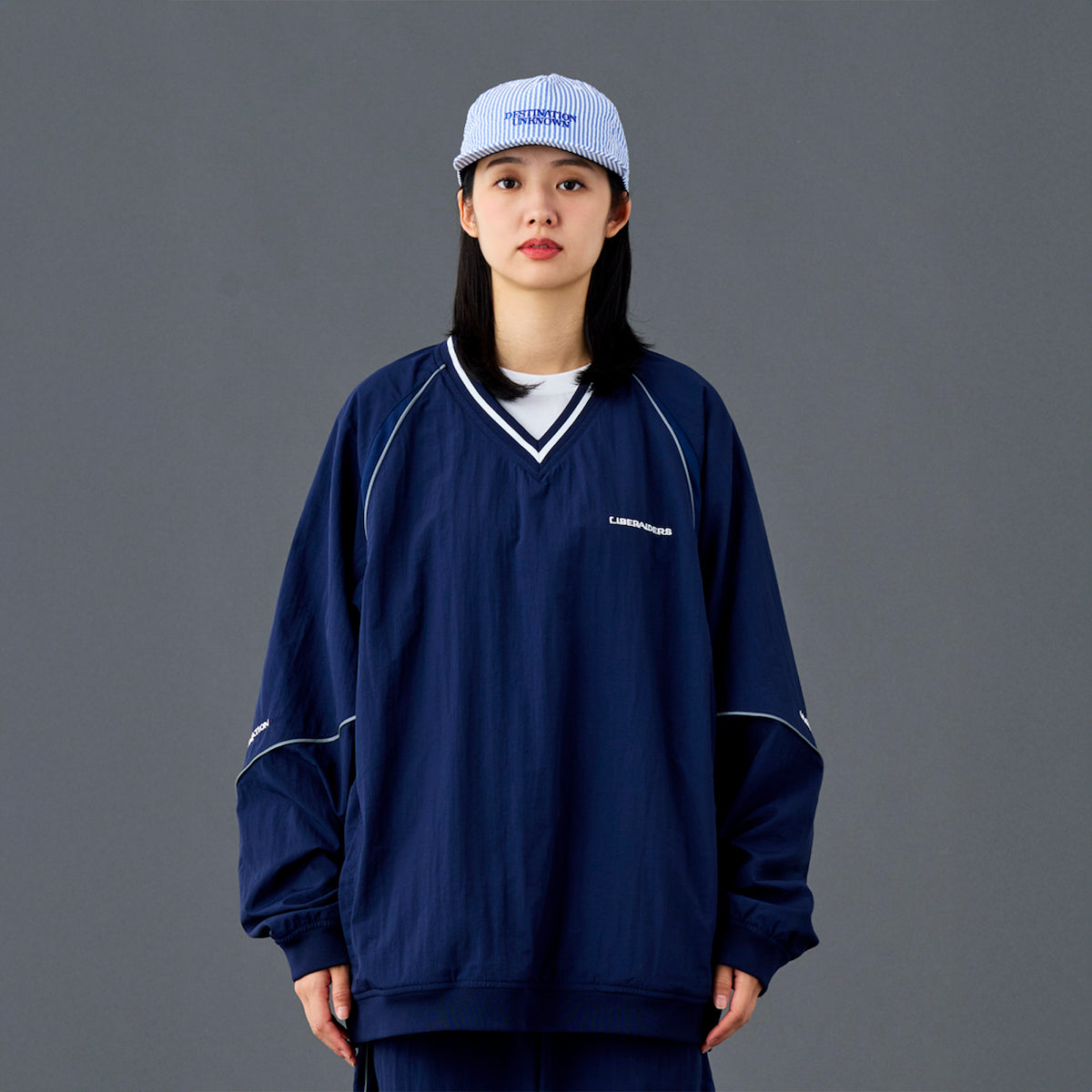 Liberaiders LR NYLON PULLOVER リベレイダース LR ナイロンプルオーバー 735012601【メンズ ナイロンプルオーバー Vネックトップス 軽量アウター 通気性ウェア メッシュ裏地 26SS】