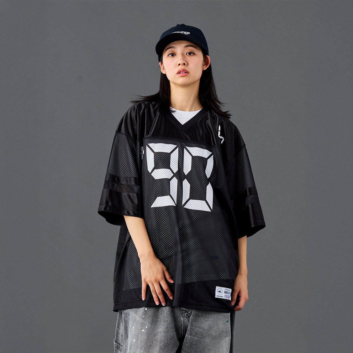 Liberaiders DIGITAL LOGO FOOTBALL TEE リベレイダース デジタル ロゴ フットボール ティー 736012601【メンズ メッシュ生地 サテン生地 デジタルフォント 26SS】