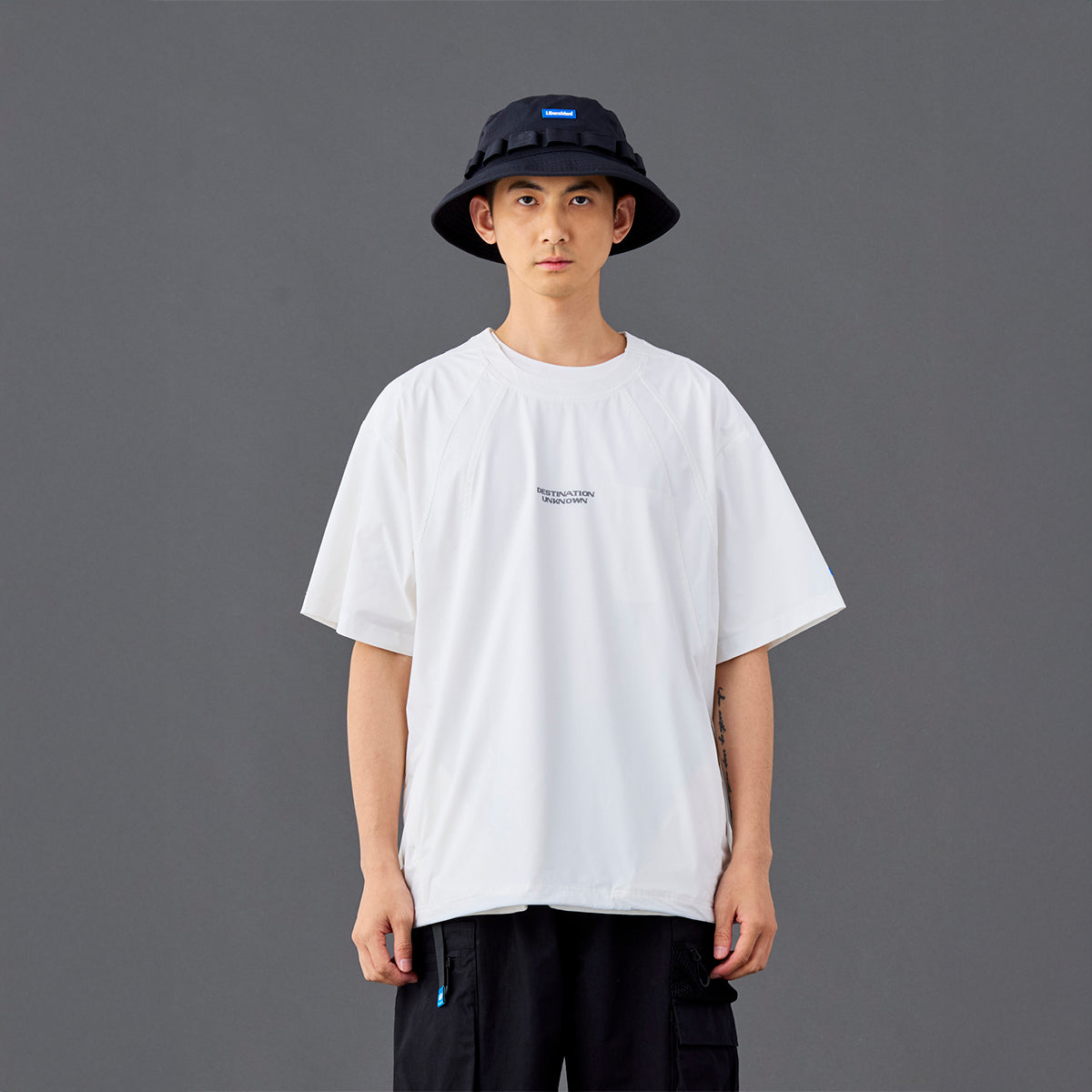 Liberaiders 4WAY STRETCH TEE IV  リベレイダース 4WAY ストレッチ ティー IV 736062601【メンズ 半袖 接触冷感 リフレクタープリント 26SS】