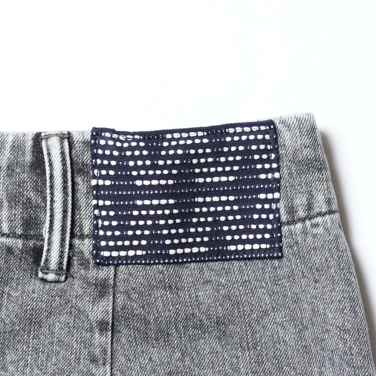 Liberaiders DAMAGED DENIM SARROUEL PANTS リベレイダース ダメージド デニム サルエル パンツ 737052601【メンズ サルエル ヴィンテージ加工 ダメージデニム 26SS】
