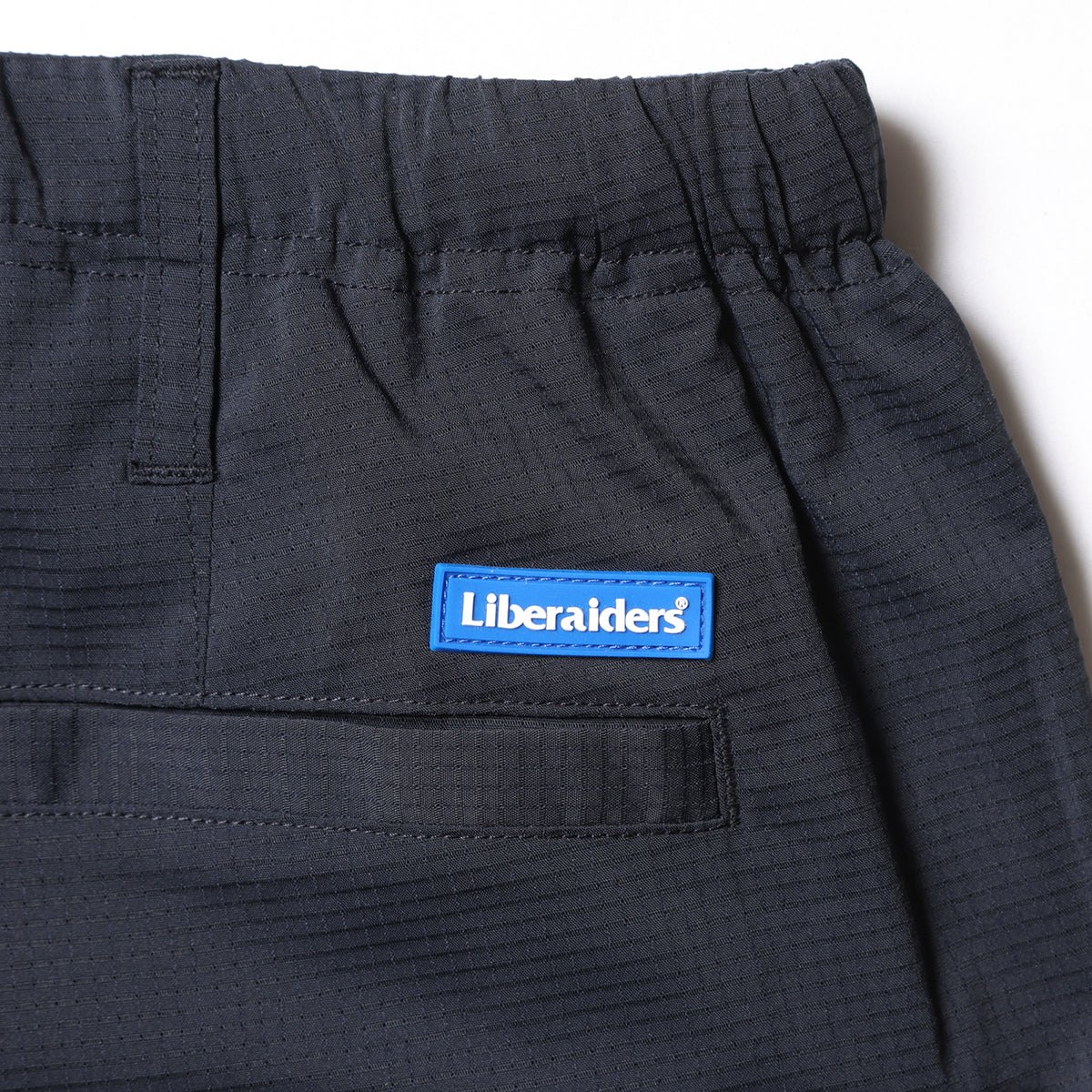 Liberaiders DOTAIR UTILITY SHORTS リベレイダース ドットエアー ユーティリティ ショーツ 738062601【メンズ シリコンワッペン 通気性 吸汗速乾性 26SS】