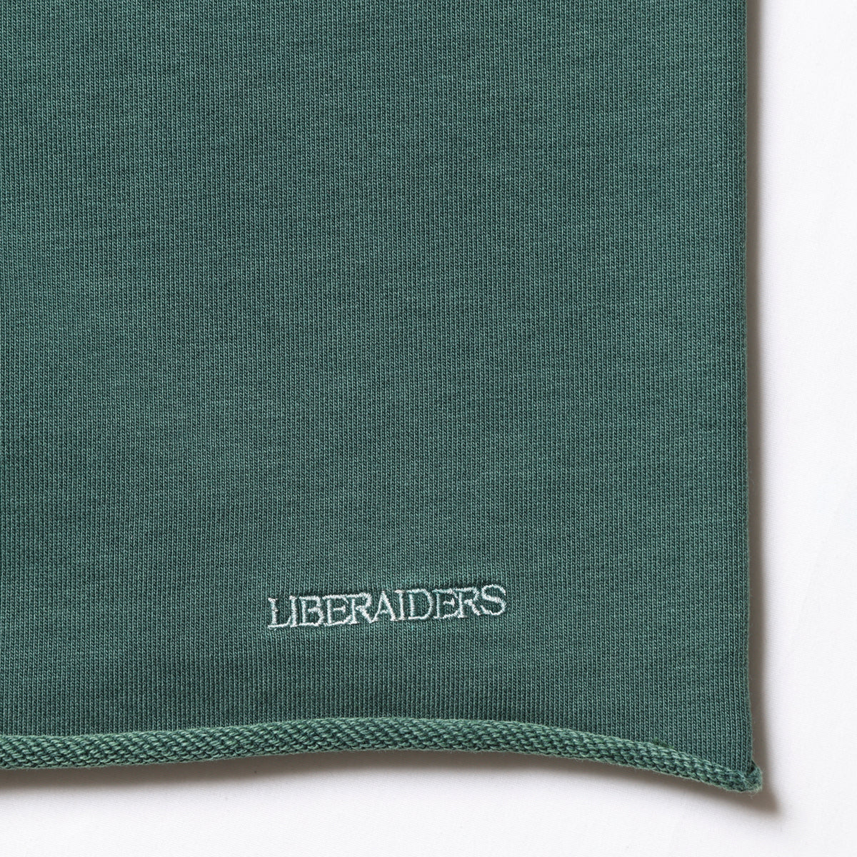 Liberaiders PIGMENT DYED SWEAT SHORTS リベレイダース ピグメントダイ スウェットショーツ 738072601【メンズ コットン素材 カットオフ ハーフパンツ 26SS】
