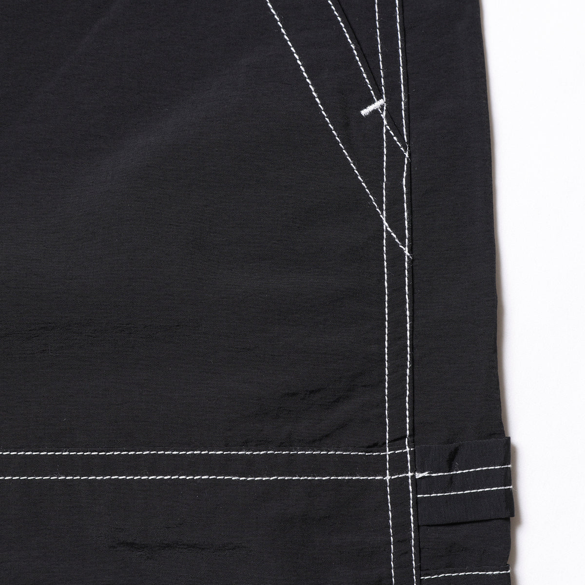 Liberaiders NYLON PAINTER SHORTS リベレイダース ナイロン ペインター ショーツ 738082601【メンズ 撥水 ナイロン生地 ホワイトステッチ 26SS】