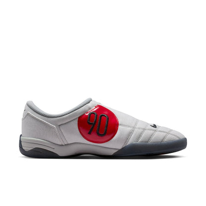 NIKE Total 90 Premium ナイキ トータル 90 PRM IH3585-002【メンズ キャンバスアッパー 非対称デザイン フラットソール グリップ性能 26SS】