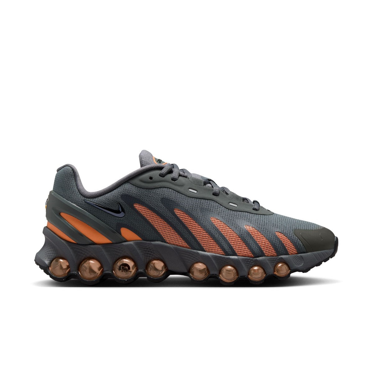 NIKE Air Max Dn8 ナイキ エア マックス DN8 IH4119-012【メンズ ランニングシューズ エアクッション 反発力 軽量スニーカー 通気性 26SS】