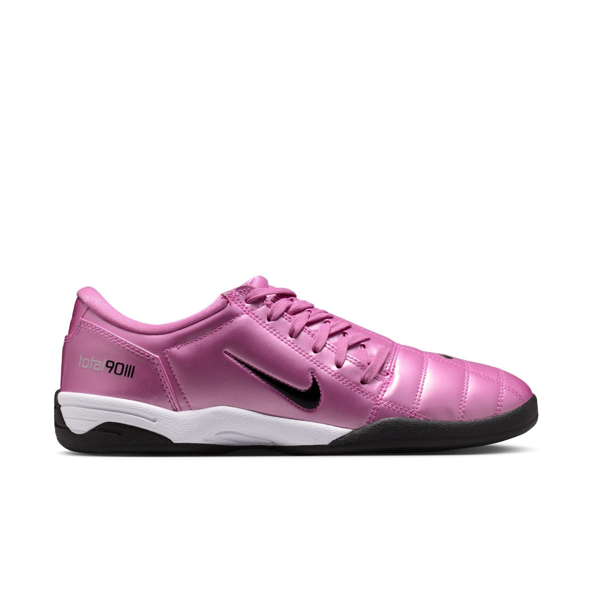 NIKE Total 90 ナイキ トータル 90 IM7595-500【レディース キルティング加工 ストリート仕様 グリップ性 耐久性 26SS】