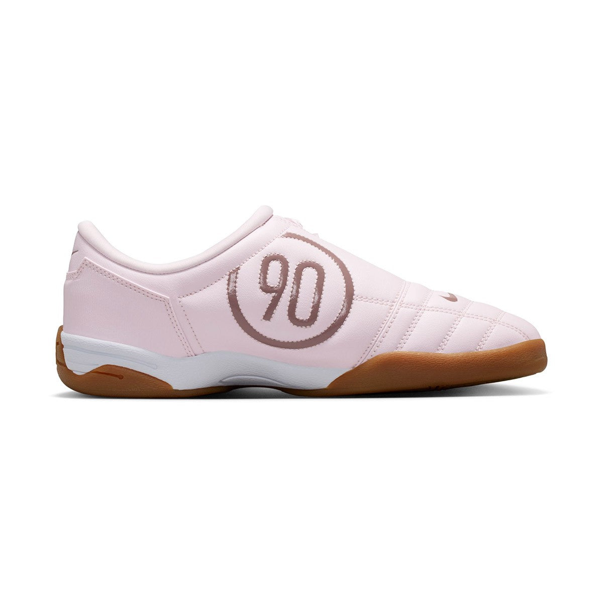 NIKE Total 90 ナイキ ウィメンズ トータル90 IO2387-602【レディース サッカースタイル Y2K 復刻モデル キルティングアッパー フラットソール 26SS】