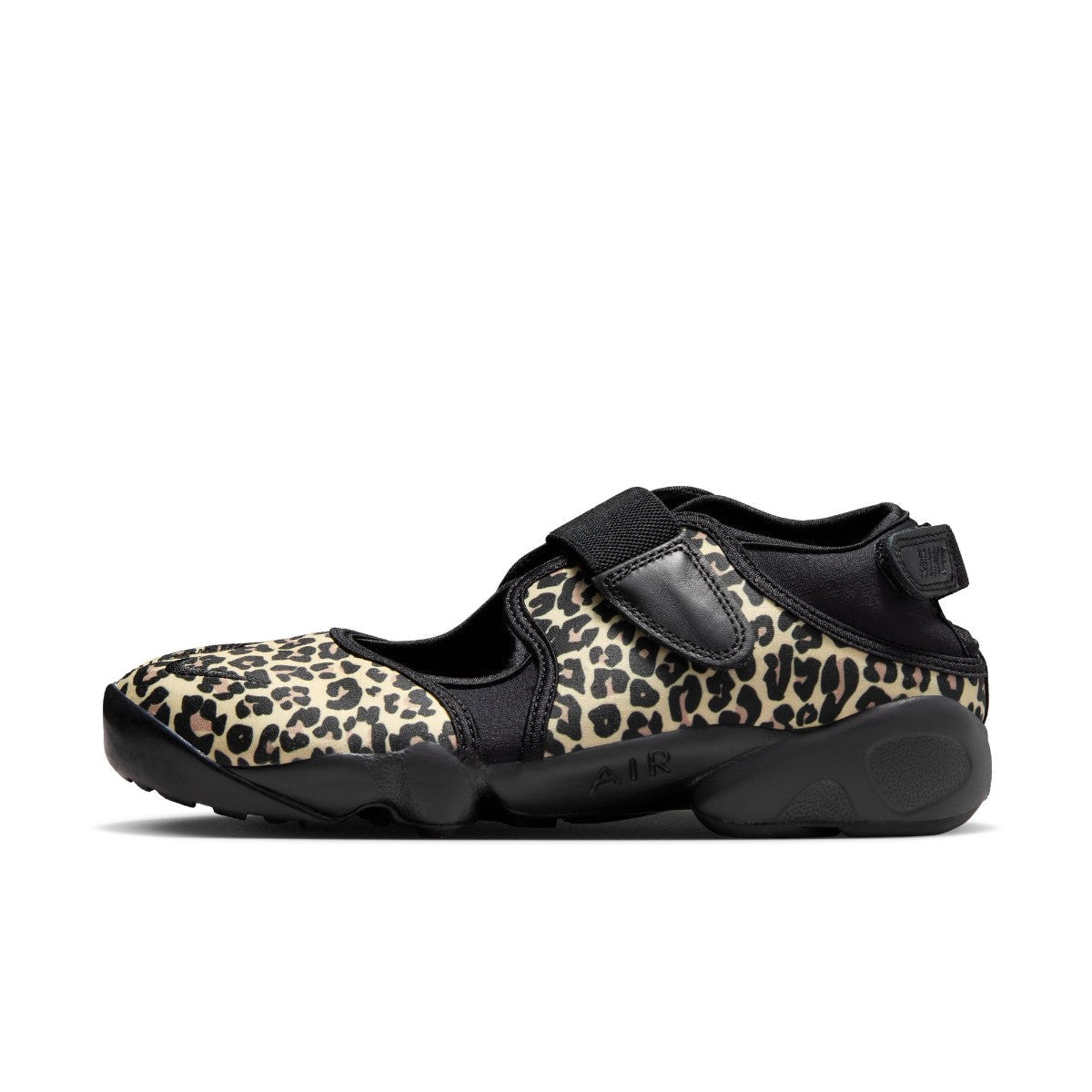 NIKE Wmns Air Rift ナイキ ウィメンズ エア リフト IR5696-010【レディース スプリットトゥ 軽量デザイン 調節可能ストラップ クッション性 26SS】
