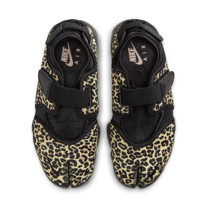 NIKE Wmns Air Rift ナイキ ウィメンズ エア リフト IR5696-010【レディース スプリットトゥ 軽量デザイン 調節可能ストラップ クッション性 26SS】