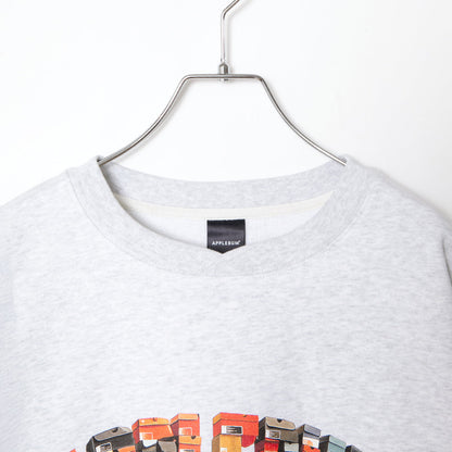 APPLEBUM “K.B.A.S.” Logo Crew Sweat アップルバム “K.B.A.S.” ロゴ クルー スウェット 2610403【メンズ ストリート スウェットトレーナー 裏パイル 綿100％ 26SS】
