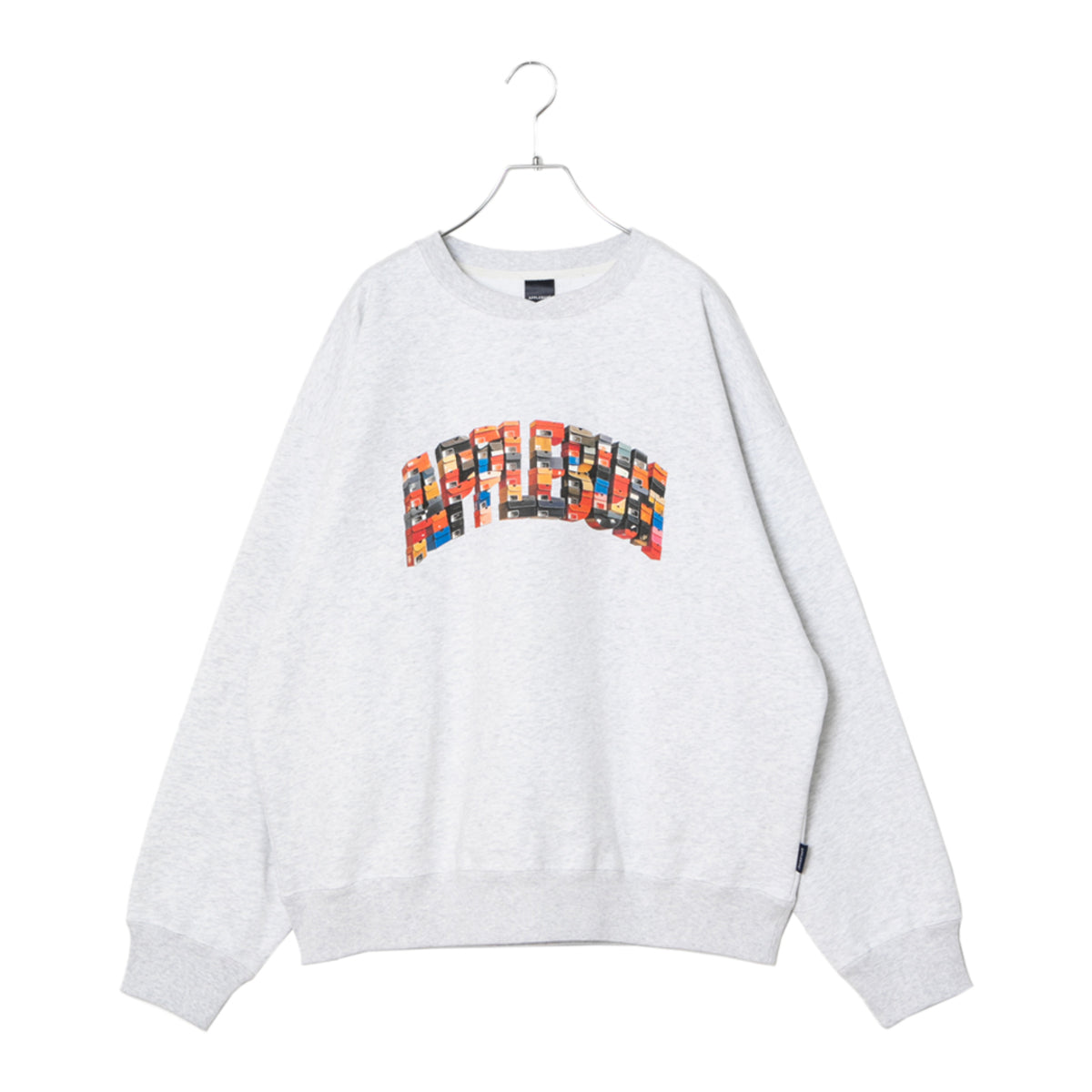 APPLEBUM “K.B.A.S.” Logo Crew Sweat アップルバム “K.B.A.S.” ロゴ クルー スウェット 2610403【メンズ ストリート スウェットトレーナー 裏パイル 綿100％ 26SS】