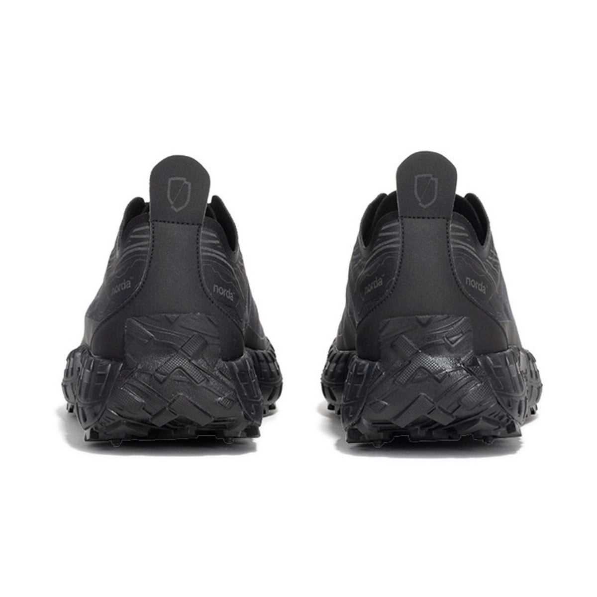 NORDA 001A ノルダ 001A 001A-M-Stealth-Black【メンズ スニーカー ランニングシューズ トレイルランニング シューズ 軽量 26FW】