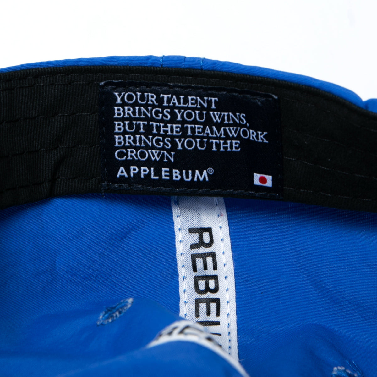 APPLEBUM “Computer-Logo” Cap アップルバム “コンピューター ロゴ” キャップ 2610905【メンズ ナイロンキャップ ロゴ刺繍 26SS】