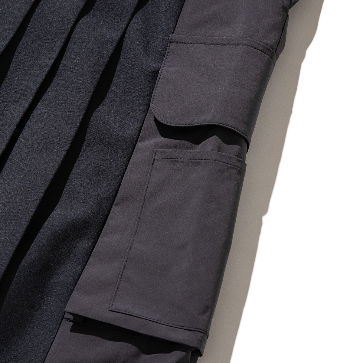 NON TOKYO 2WAY MULTIPOCKET PLEATS SKIRT ノントーキョー 2WAY マルチポケット プリーツ スカート NON-26S-0203【レディース 2WAY ウエスト調整 収納力 26SS】