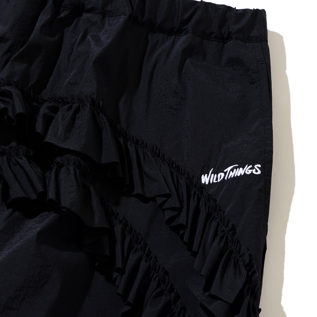 naokitomizuka WILD THINGS frilled pants ナオキトミヅカ ワイルドシングス フリルド パンツ GRNTP010【レディース コラボ フリル ポケット 26SS】