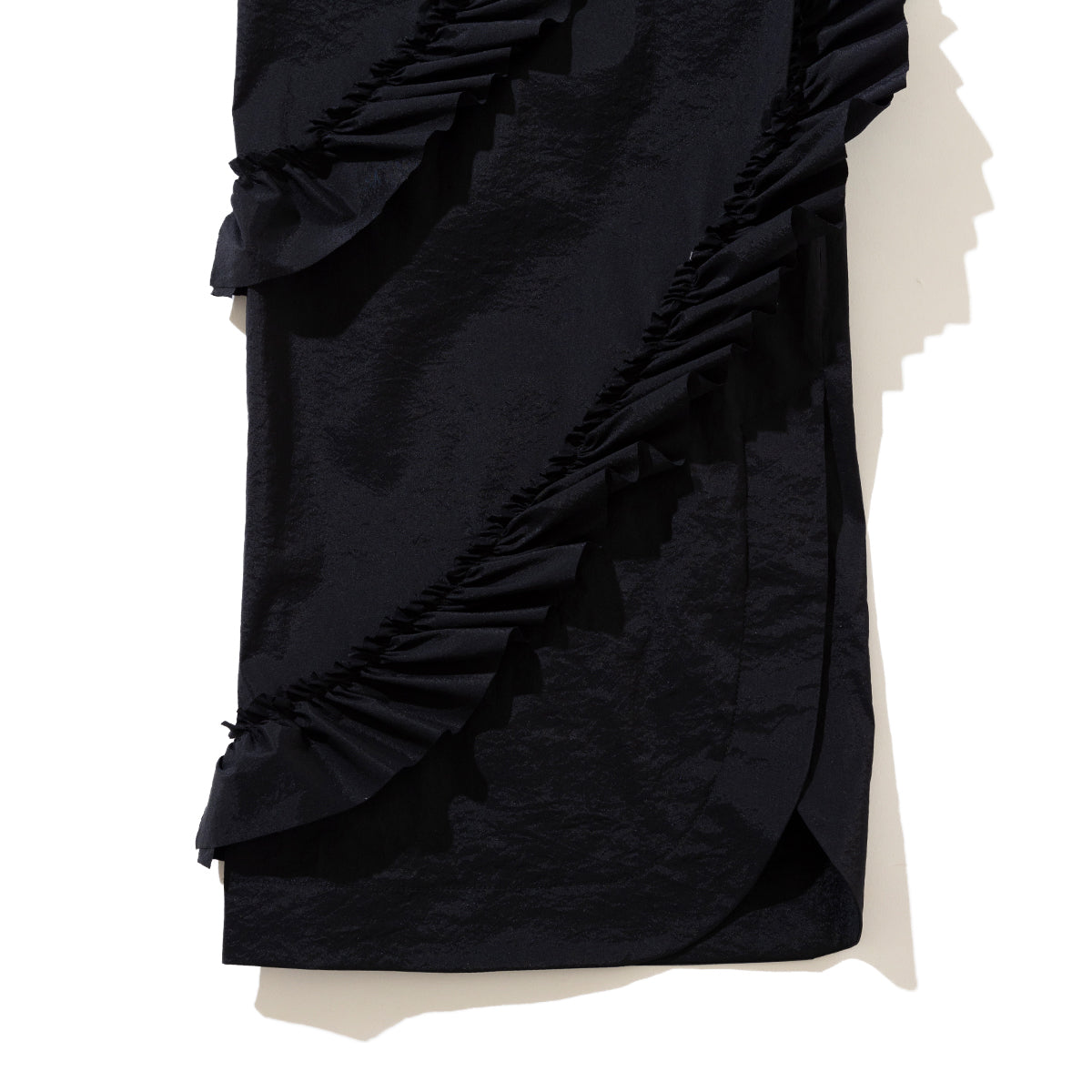 naokitomizuka WILD THINGS frilled pants ナオキトミヅカ ワイルドシングス フリルド パンツ GRNTP010【レディース コラボ フリル ポケット 26SS】