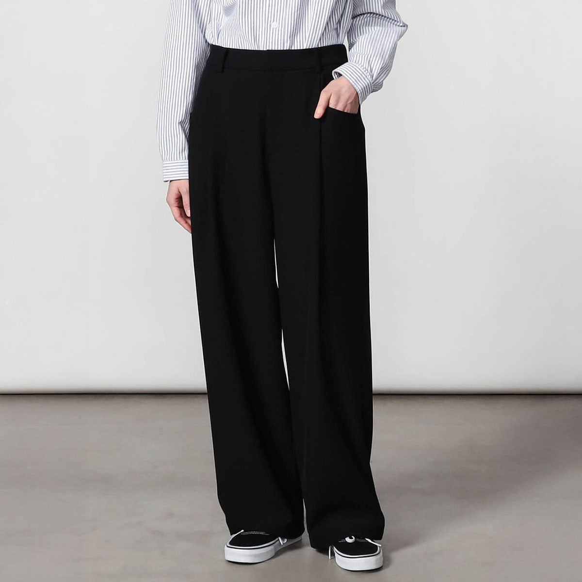 Gymphlex Tuck Wide Easy Pants ジムフレックス タック ワイドイージーパンツ GY-E0304-JIK【レディース フロントタック ワイドストレート 26SS】