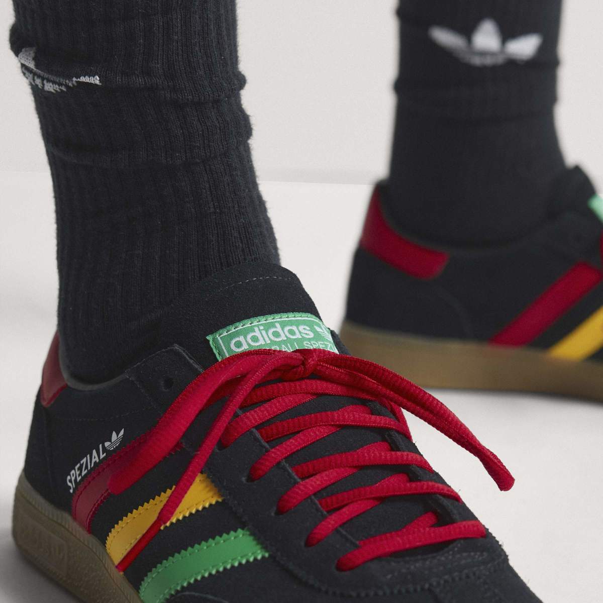 ＡＤＩＤＡＳ Jamaica Handball Spezial アディダス ジャマイカ ハンドボール スペツィアル  ONV45-HQ9437【メンズ クラシックデザイン 26SS】