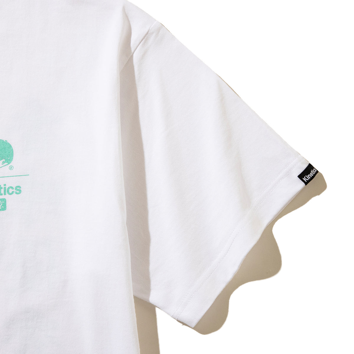 UMAMI SPICE COMPANY SP CORPORATE SS T-SHIRT for Kinetics ウマミスパイスカンパニー SP コーポレート ショートスリーブ Tシャツ for キネティクス USCKSP04【メンズ 半袖 コラボ コットン100％ 26SS】